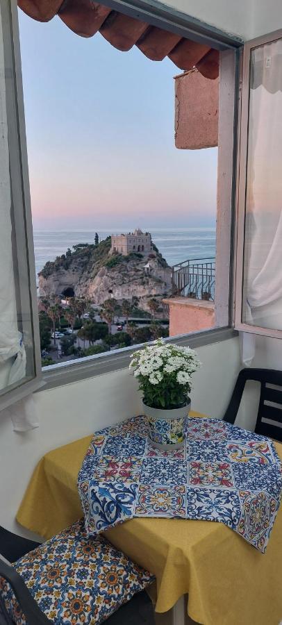 Appartement La Finestra Sul Mare à Tropea Extérieur photo