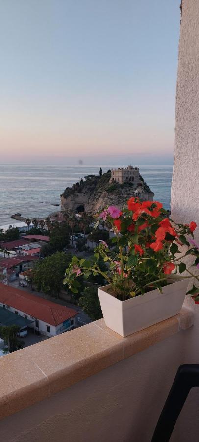 Appartement La Finestra Sul Mare à Tropea Extérieur photo